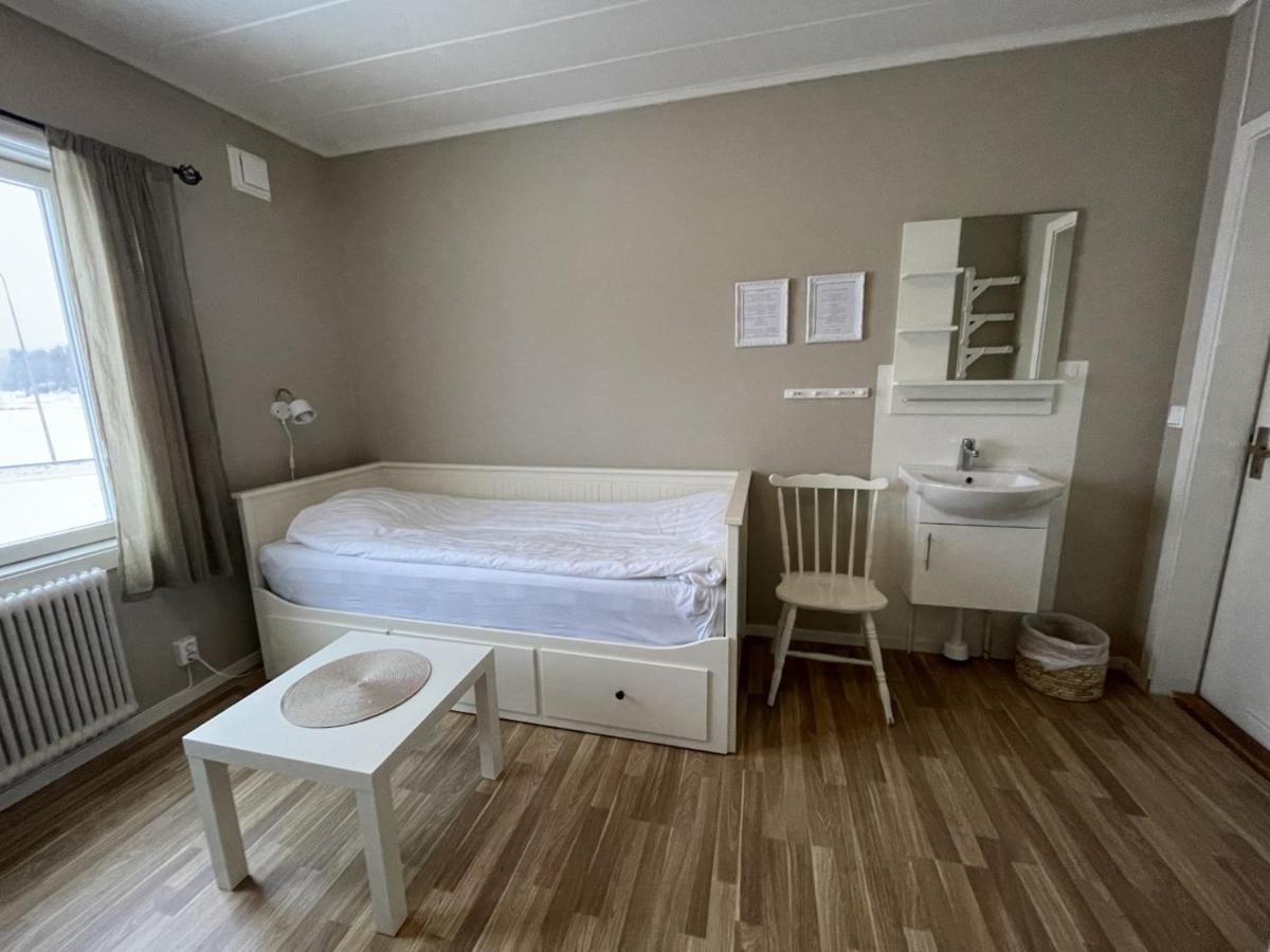 Soernaesgarden Bed & Breakfast Lima Esterno foto